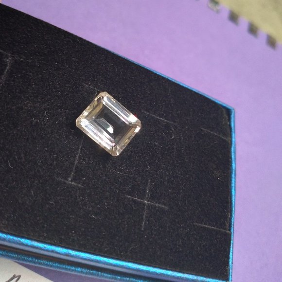 Clear Amethyst Crystal Natural Gemstone Brazilian - Picture 7 of 7